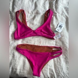 Lspace one wave bikini set
